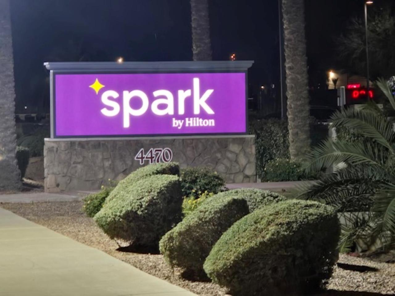 Spark By Hilton Phoenix East Меса Екстер'єр фото