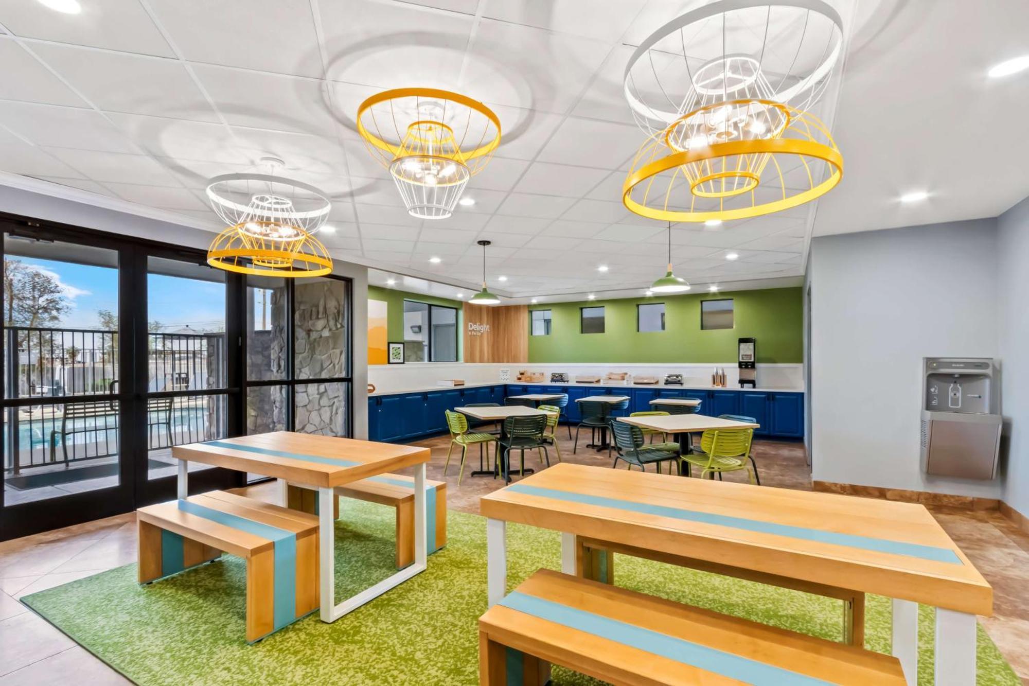 Spark By Hilton Phoenix East Меса Екстер'єр фото